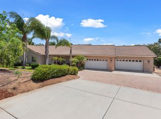 2074-76 Fuerte St, Fallbrook, CA 92028