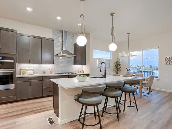 5th image of 3016 Windward Way