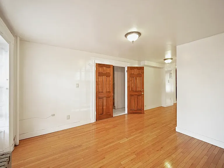 50 Van Buren St #1 — Photo 15