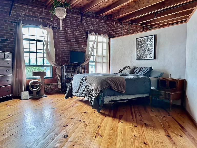407 Pine St #304 — Photo 4