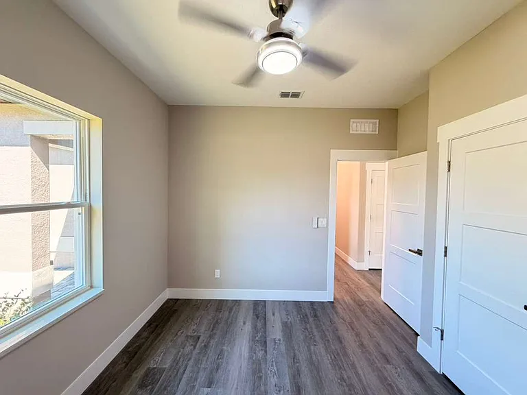 2 Slate Wood Ct #A — Photo 15