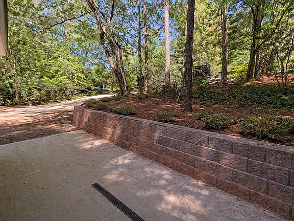 3rd image of 3348 Mountain Hollow Dr #A