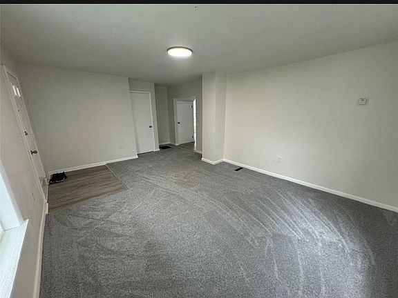 3rd image of 702 Broad St #1