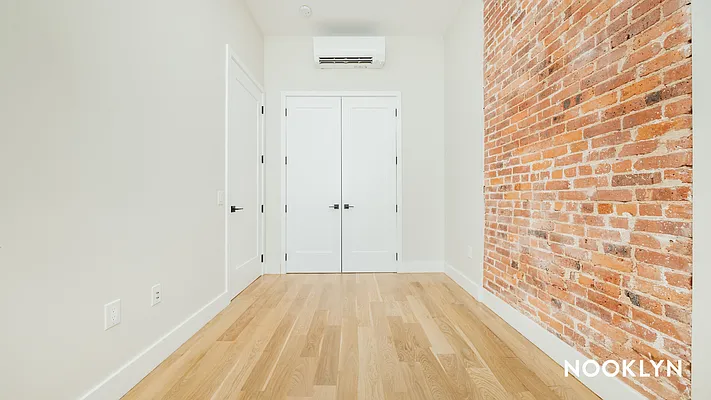 Rented by Nooklyn NYC LLC | media 19