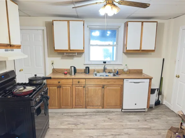 260 Harvard St #2, Medford, MA 02155