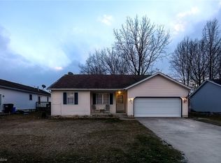 312 Stable Dr, Lagrange, OH 44050