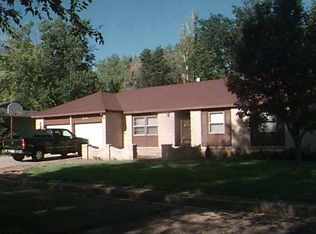 614 Willow Valley Dr, Lamar, CO 81052