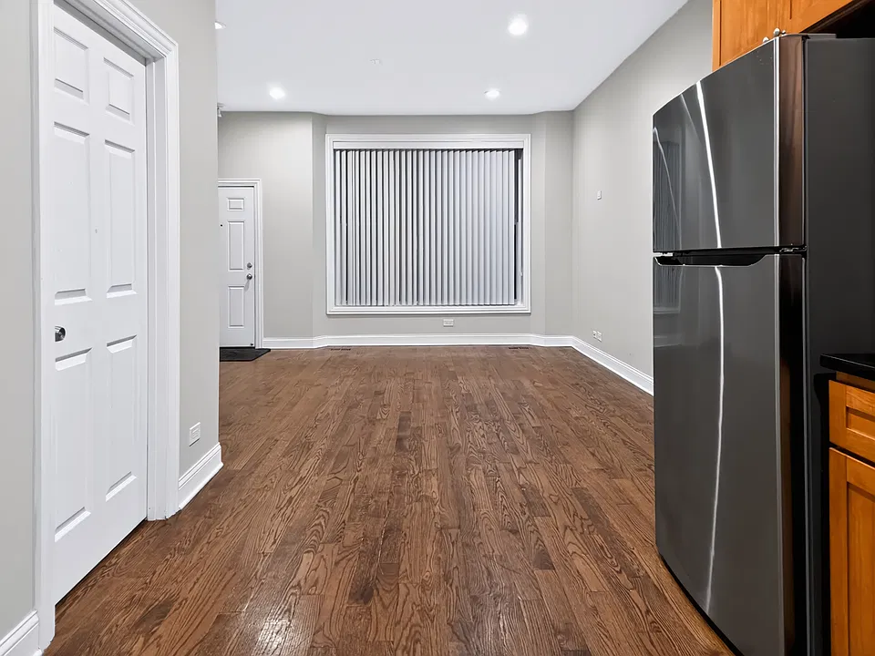 Living Room & Kitchen