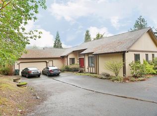 4080 Cloverlawn Dr, Grants Pass, OR 97527