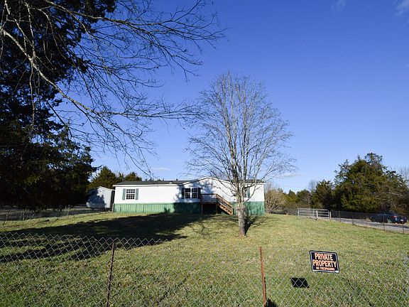 3rd image of 635 Celsor Rd