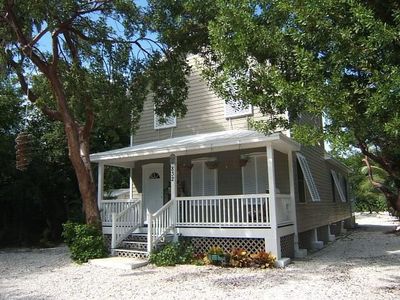 832 E Shore Dr, Summerland Key, FL, 33042