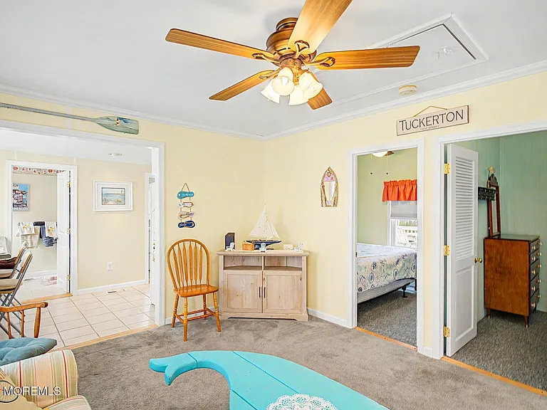 1022 S Green St — Photo 27