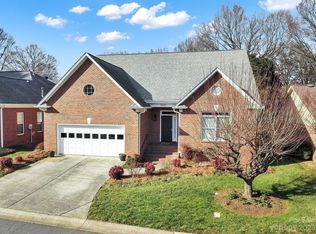 5400 Dunedin Ln, Charlotte, NC 28270