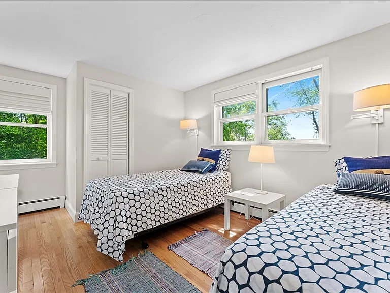 9 Priscilla Ave — Photo 36