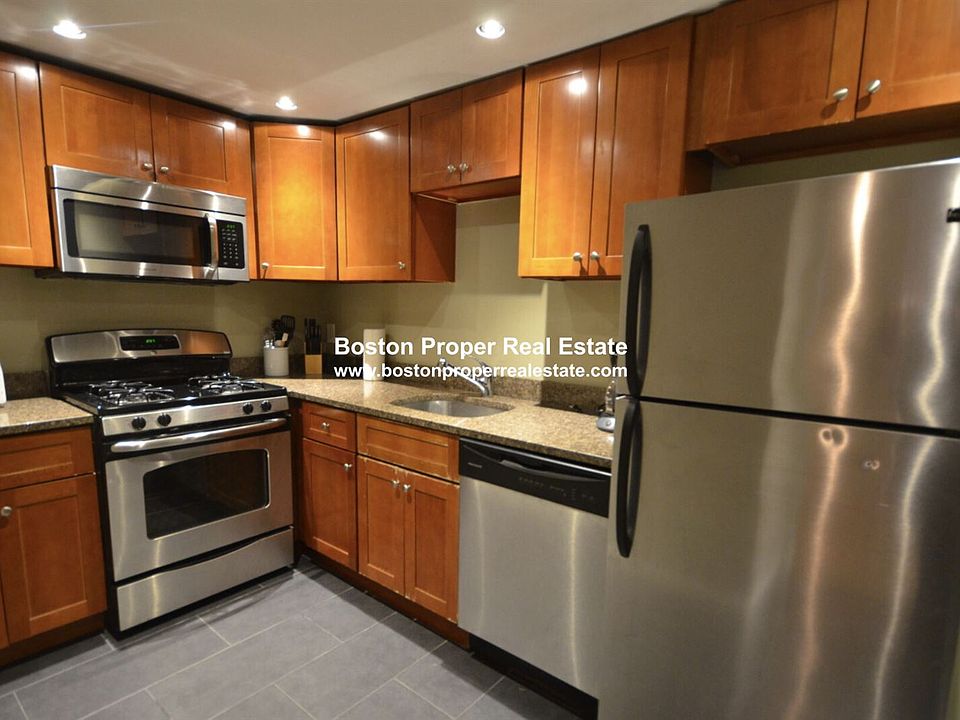 113 Beacon St. #4 Front Boston - Back Bay Unit Photo 1 (1)