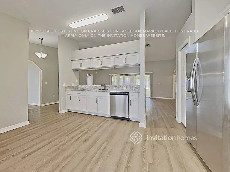 2451 Sweetwater Blvd — Photo 7
