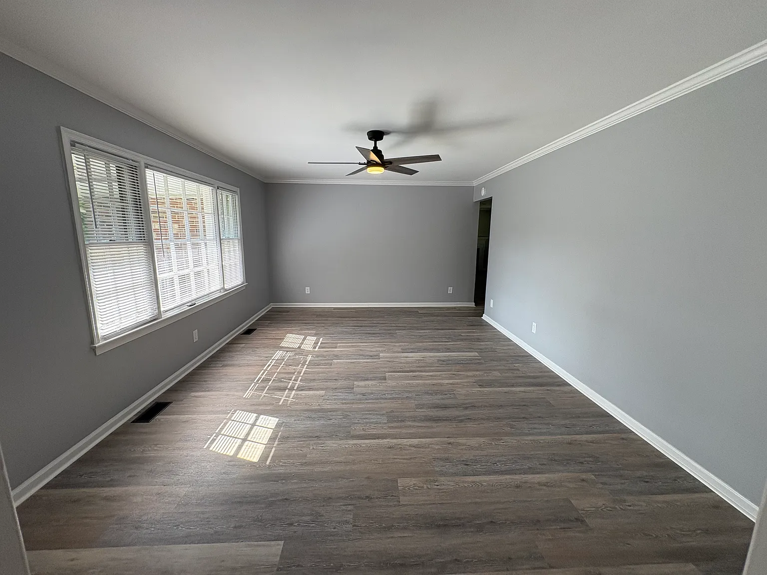 4 bed, 1500 sqft, $2,375 — Photo 3