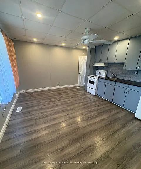 21 A James St — Photo 8