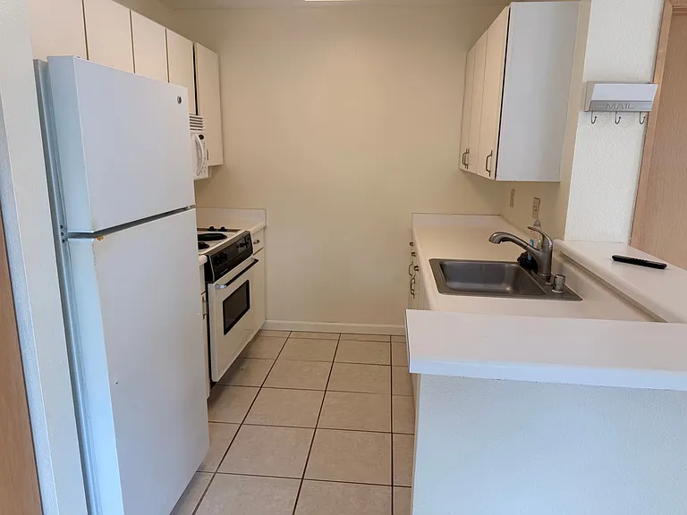 51 Kopi Ln #4105 — Photo 5