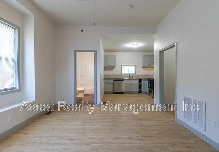 3043 E 5th Ave #1 — Photo 19
