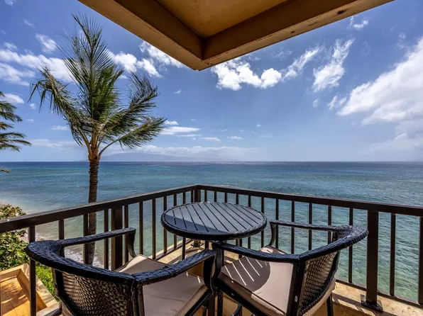 106 Kaanapali Shores Pl APT 301, Lahaina, HI 96761