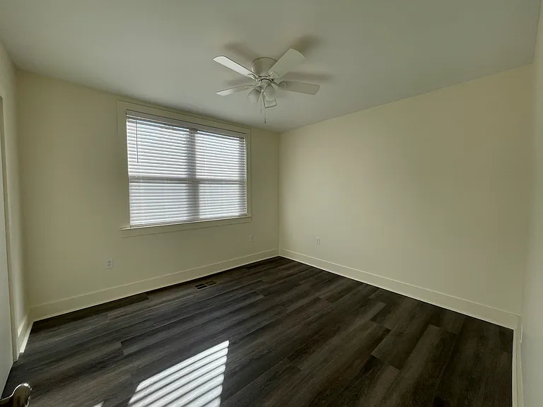 111 Elmeer Ave #A — Photo 7