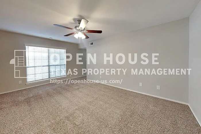 2845 London Ln — Photo 11