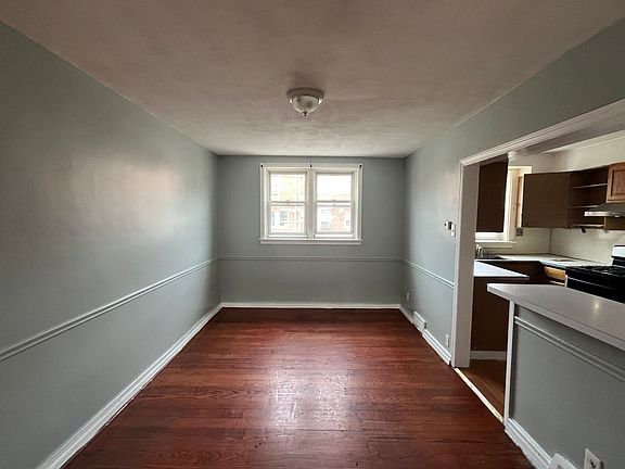 4th image of 6734 Sylvester St