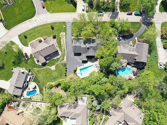 3rd image of 8636 Seaward Ln
