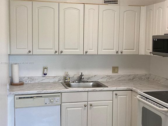 4th image of 400 SW 134th Way APT 102F