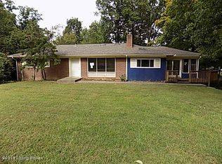 308 Dogwood Ln, Louisville, KY 40214