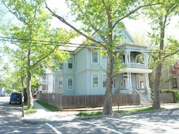 142 Gordon St, Perth Amboy, NJ