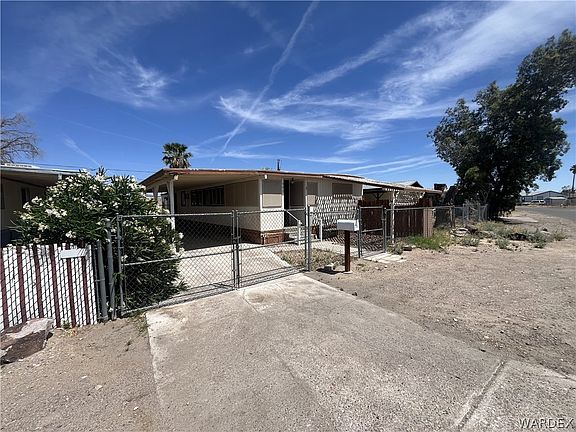 2nd image of 423 Coral Reef Drive