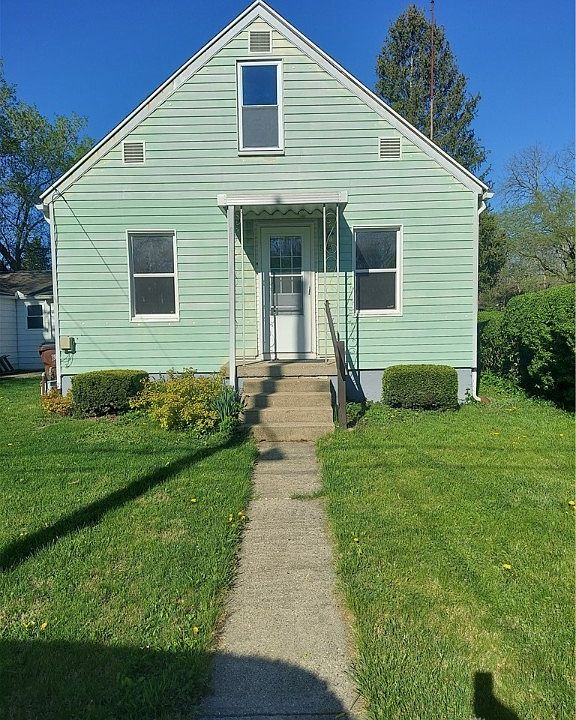 1st image of 825 Englewood Dr