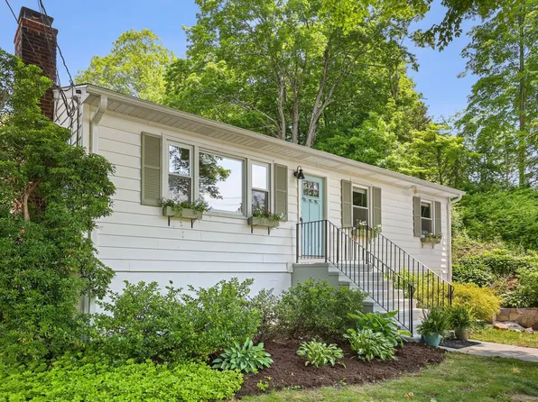 80 Ramapoo Road, Ridgefield, CT 06877