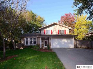 6112 S 149th St, Omaha, NE 68137