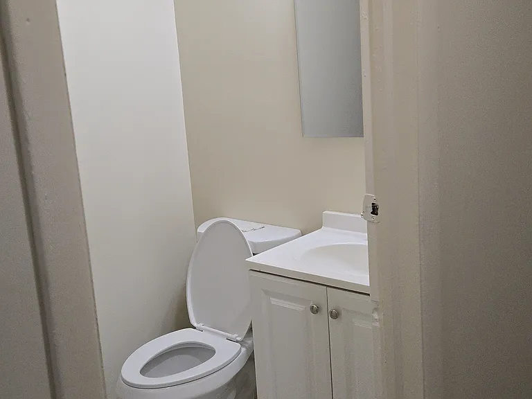 210 Park Pl #1 — Photo 8
