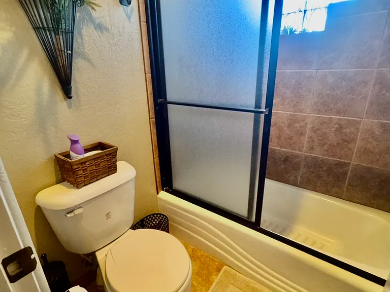3369 S 1100 W — Photo 20