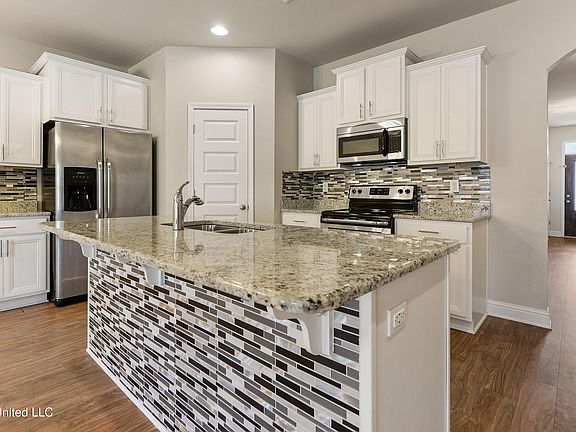 3rd image of 10222 Little Gem Dr