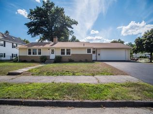 57 Blue Bell Rd, Worcester, MA 01606