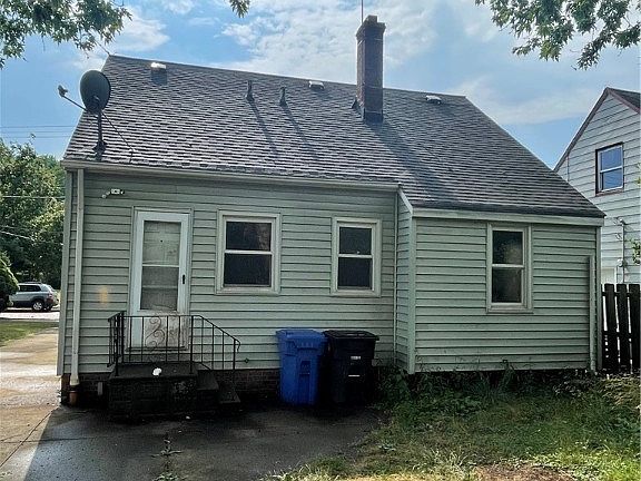 4th image of 4409 W 143rd St