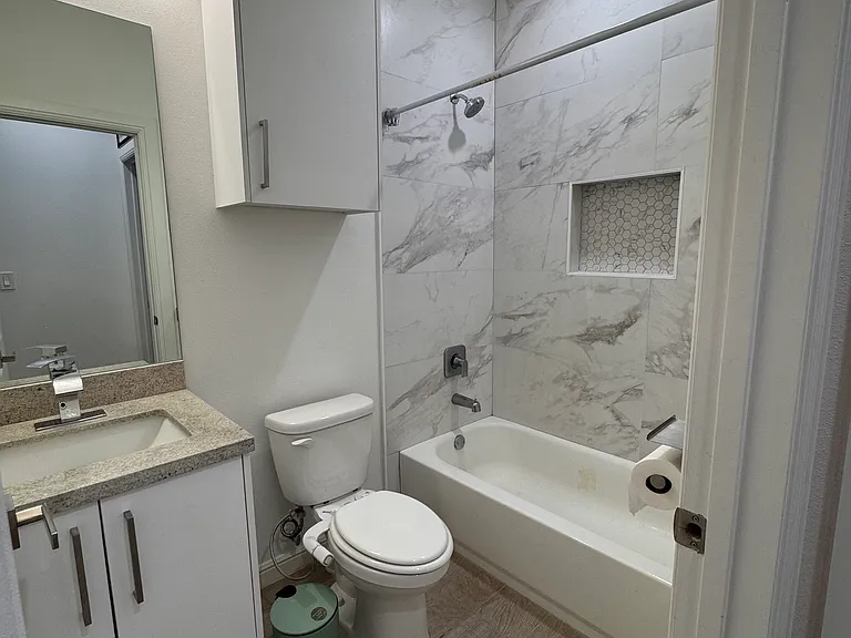 901 Yuma Ave #100 — Photo 15