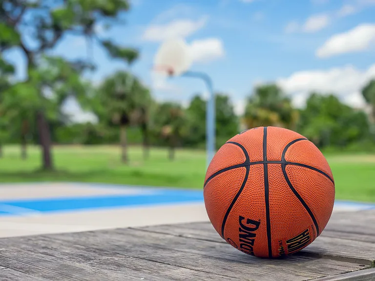 Beachway Links in Melbourne, Florida, offers you the outdoor lifestyle you crave. Grab a ball and practice your game!