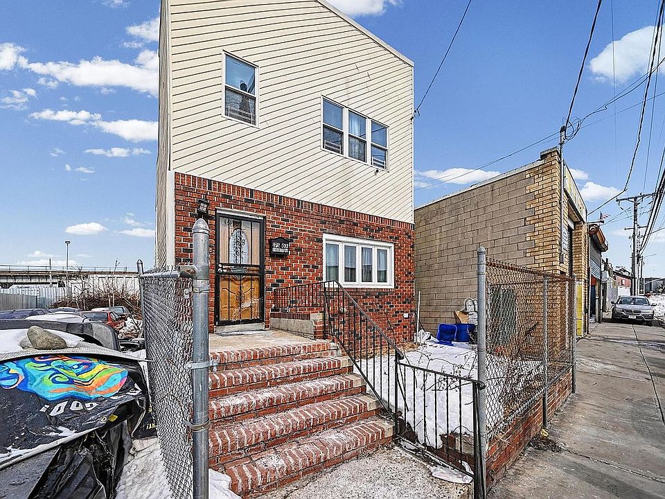 1st image of 17507 Liberty Ave