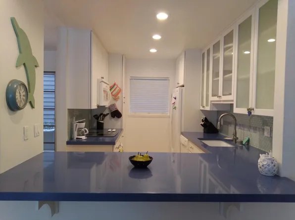 250 The Vlg Unit 110, Redondo Beach, CA 90277