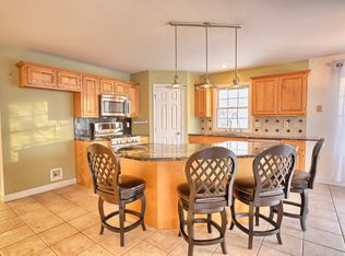 1026 Ithica St, Reading, PA 19605