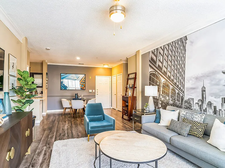 Reserve at Lenox Park — Photo 20