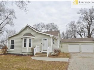 206 W Allen St, Spring Hill, KS 66083