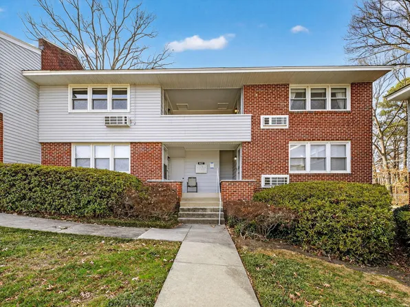 827 Daniels St APT D, Raleigh, NC 27605