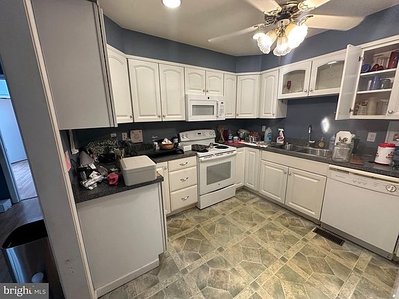2nd image of 5619 Courtneys Corner Rd